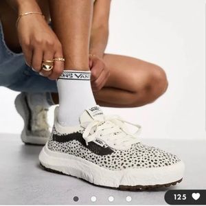 Women’s Vans Ultra Range Marshmallow/Black